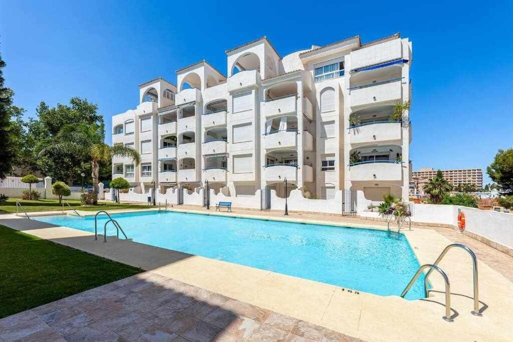 797 Holiday Rentals- Hermoso Apartamento Para 4 En Benalmadena Exterior photo